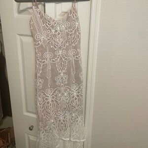DO+BE white/nude crochet midi dress size S